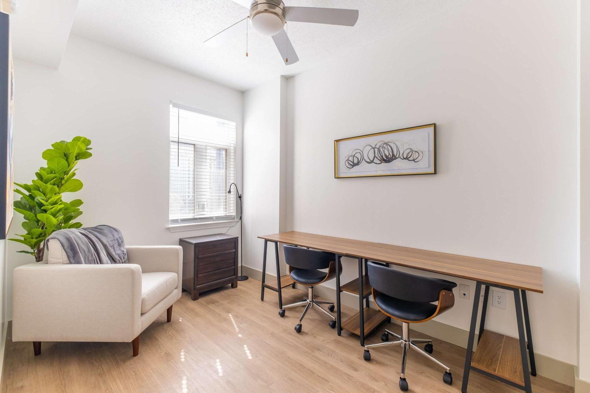 3Br Modern Downtown Apartment With Gym & Office Charlotte Bagian luar foto
